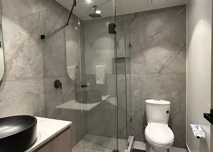 Loft Nuevo De Lujo Con Balcon Privado Y Vista Historica En El Corazon De La Ciudad De Apartment